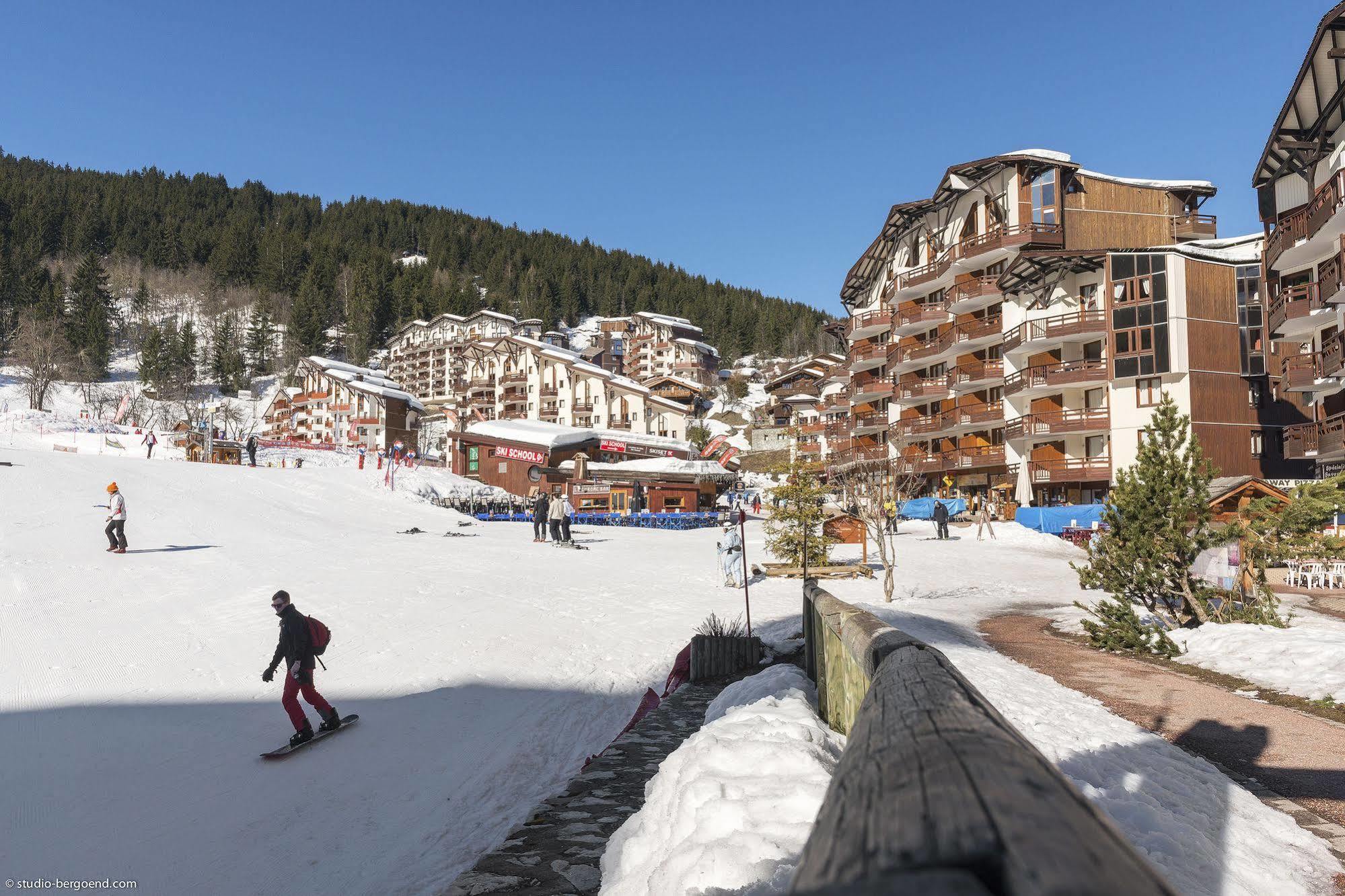 Résidence Pierre&Vacances Le Britania La Tania Exterior foto